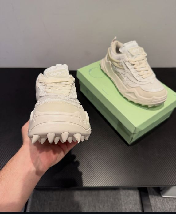 Off White Odsy-1000