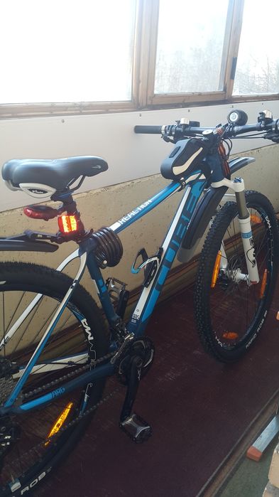 продаётся  велосипед  cube 29 reaction рама 19