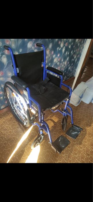 Инвалидная коляска