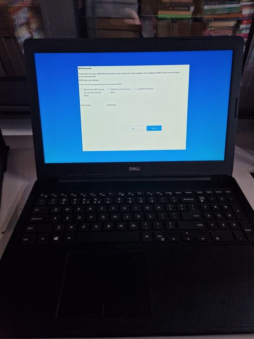 Laptop Dell, i5 10th gen, 8gb DDR4, GeForce MX230 2gb, 256gb ssd