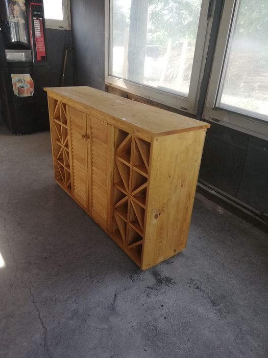 Шкаф за вино за заведения и магазини