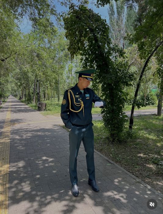 Офиска офиска погран
