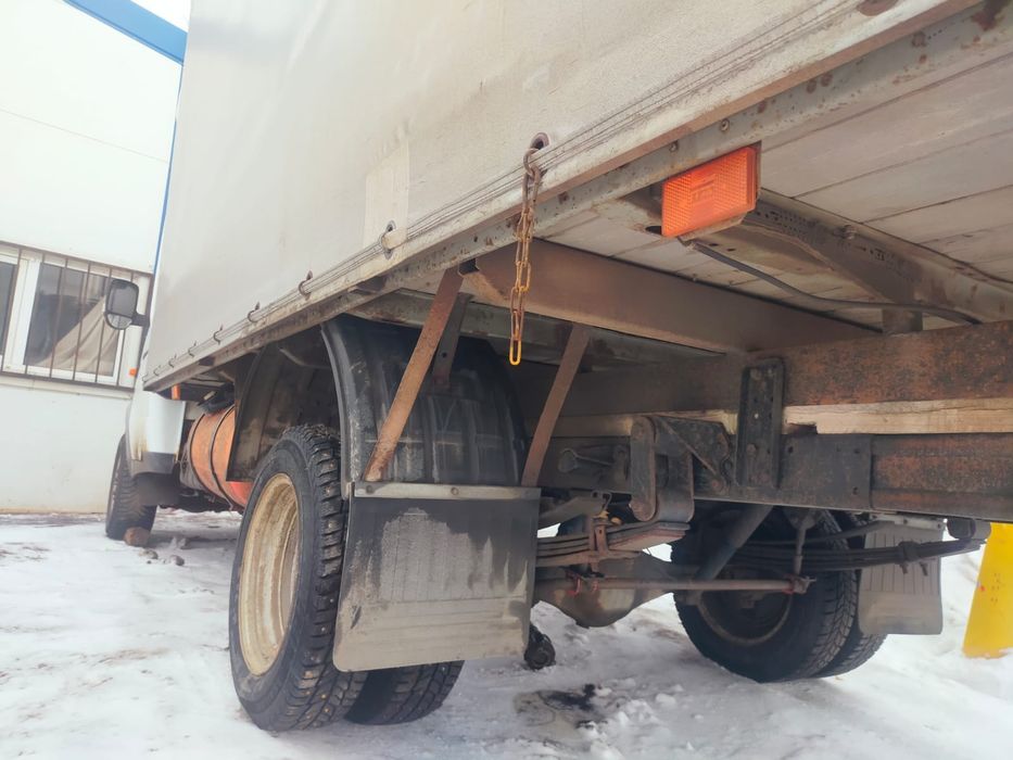 Будка вместе с обтекателем продам