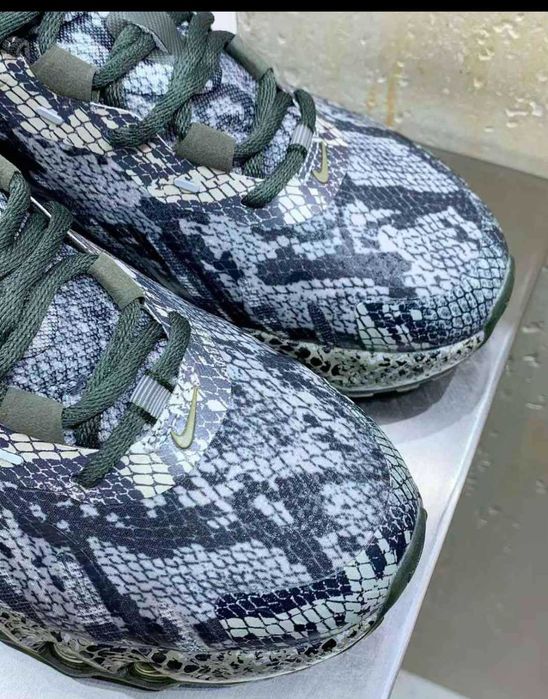 Нови мъжки маратонки Nike Air Max DN8 Snakeskin