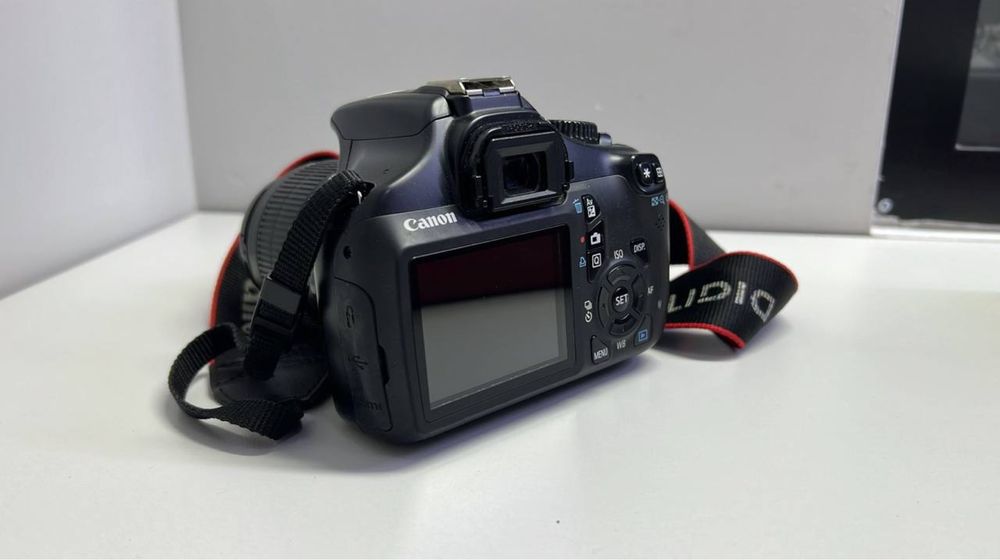 Canon EOS 1100D #КН12829
