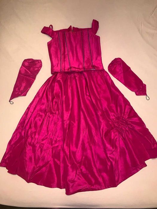 Одежда для девочки, нарядные и повседневные платья