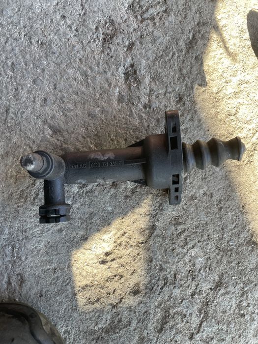 Долна помпа съединител за Голф 5/golf 5 6Q0721261F