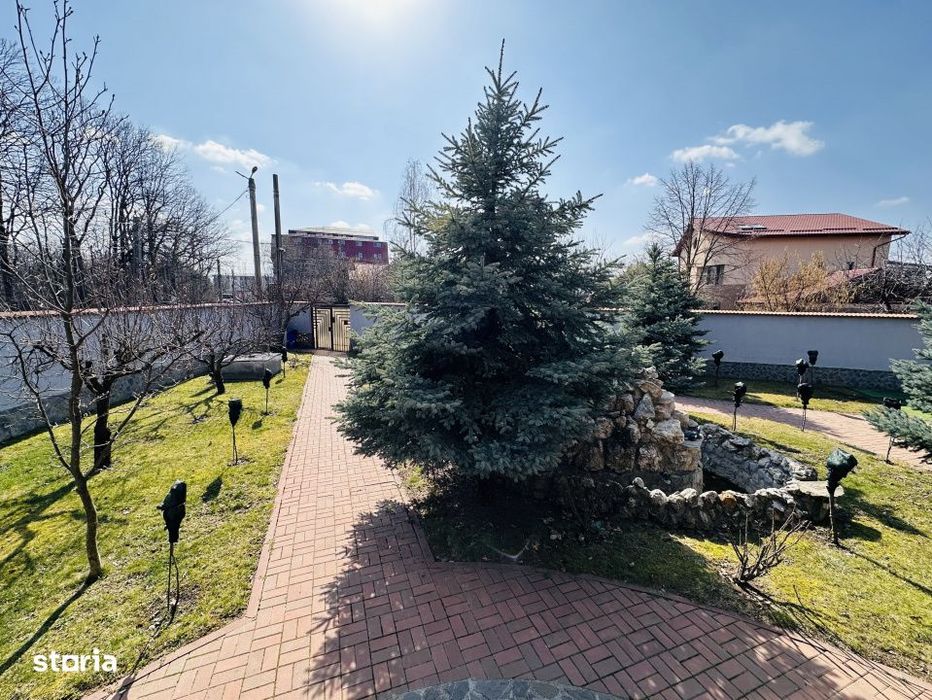 Vila superba, padure Rosu, 1000 mp teren, 310 mp construiti, Chiajna