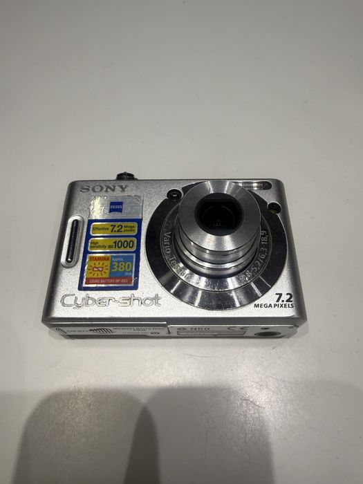 Фотоапарат е Sony Cyber-shot DSC-W55
