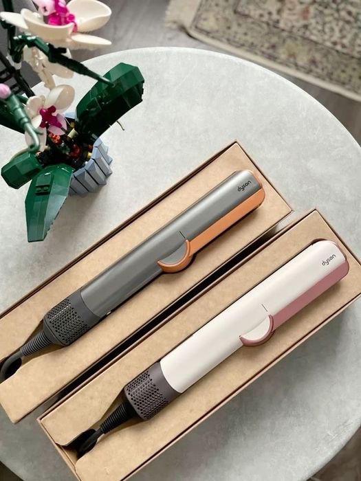 Dyson airstrait / Дайсон утюжок