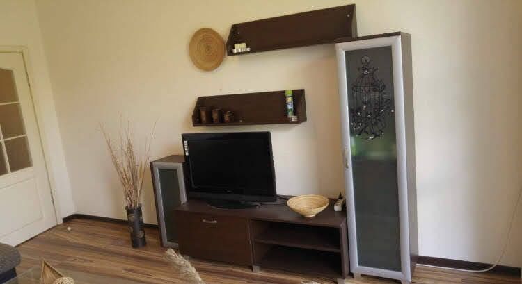 Дава се под наем Двустаен апартамент в Пловдив, Младежки Хълм - 65 кв.м за 359.04 € - Снимка #2