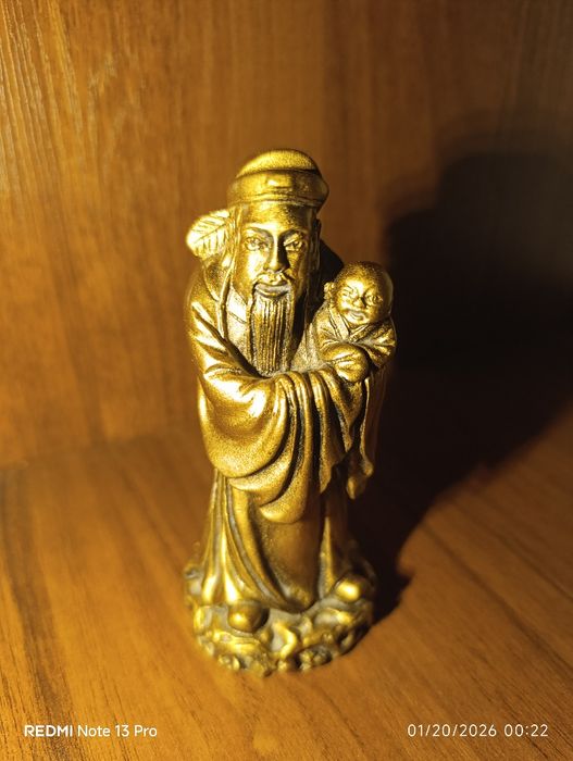 Продам статуэтки бронзовые