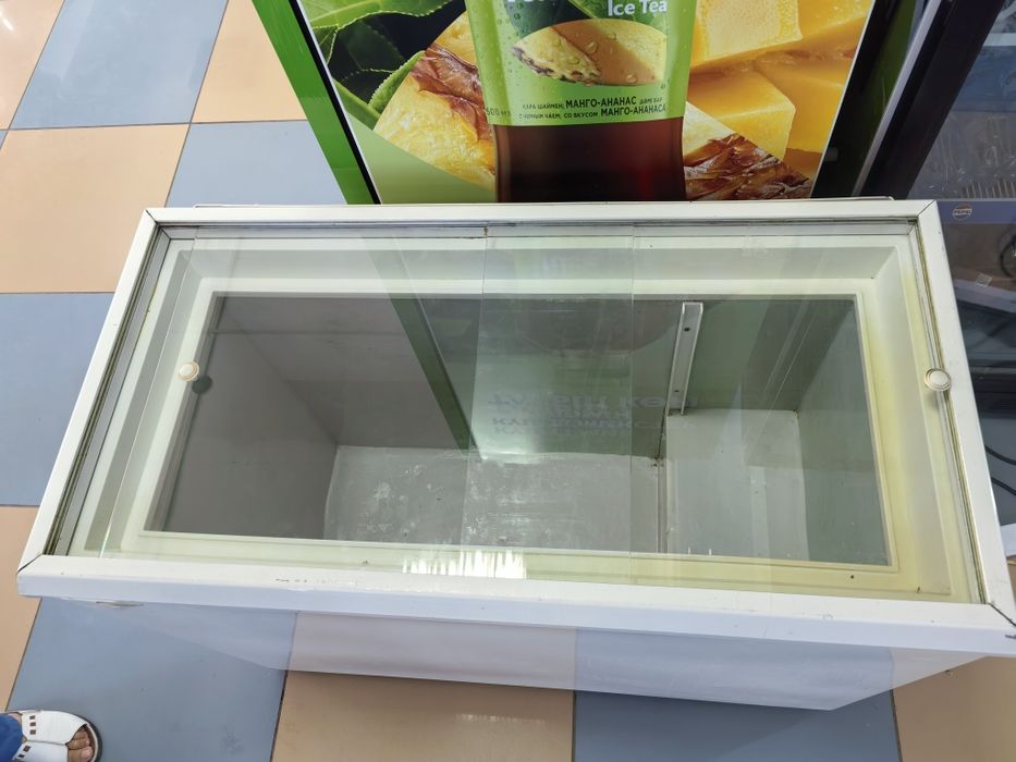 Продам морозильник