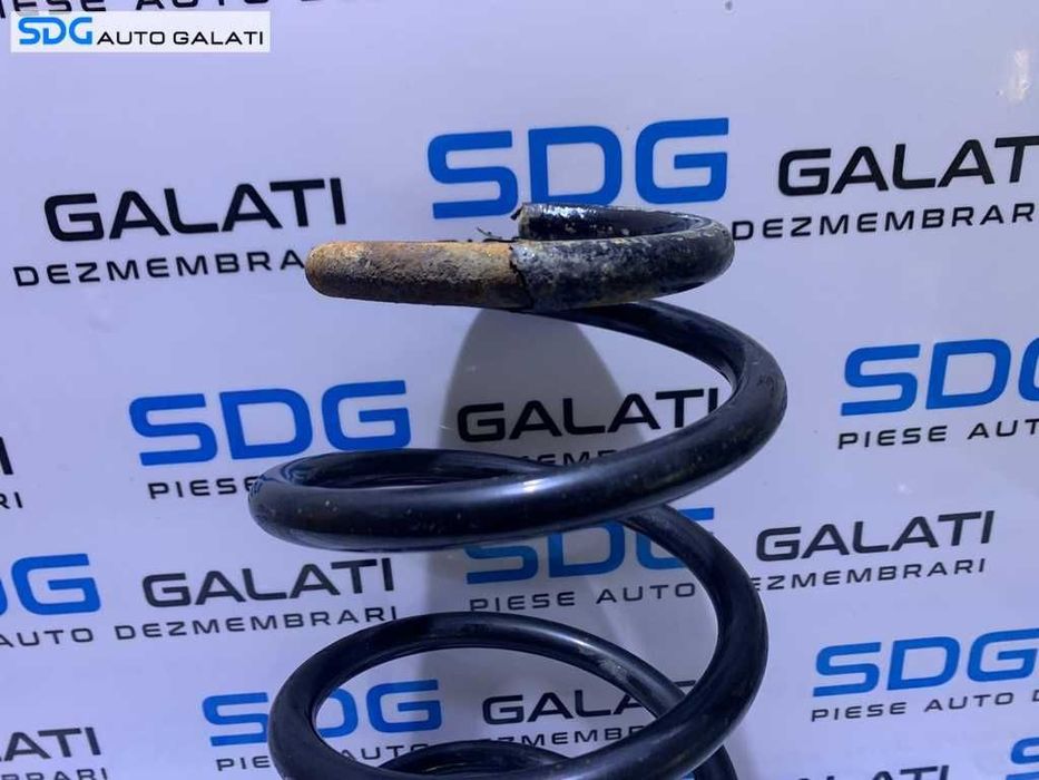 Arc / Arcuri Dreapta Fata VW Touran 2003 - 2010