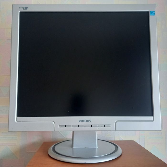 Продам мониторы, б/у рабочие