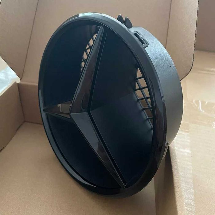 Оригинална емблема 185мм - W204, X204 (Хром/Черна Звезда) НОВА!