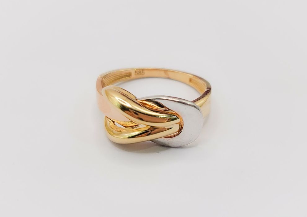 Inel Bicolor Neregulat din Aur Galben și Alb 14K – Mărime 55