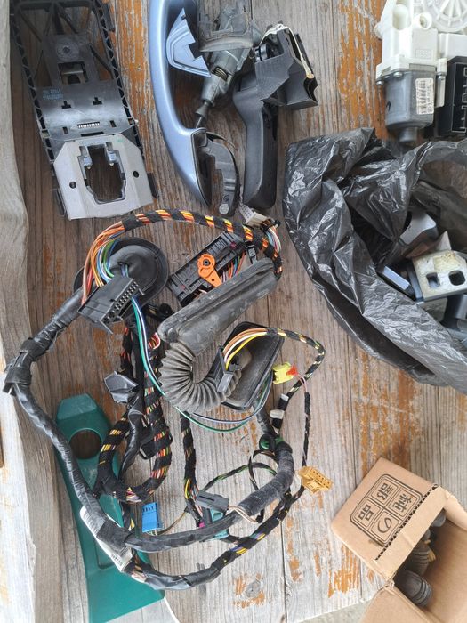 Брави и Ел за Фолксваген