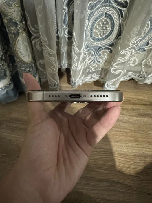 Iphone 16po max 100 % аккум