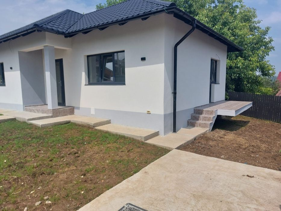 Casa parter Horpaz 3 camere te poți muta imediat pers fizică nu se plătește TVA!!!