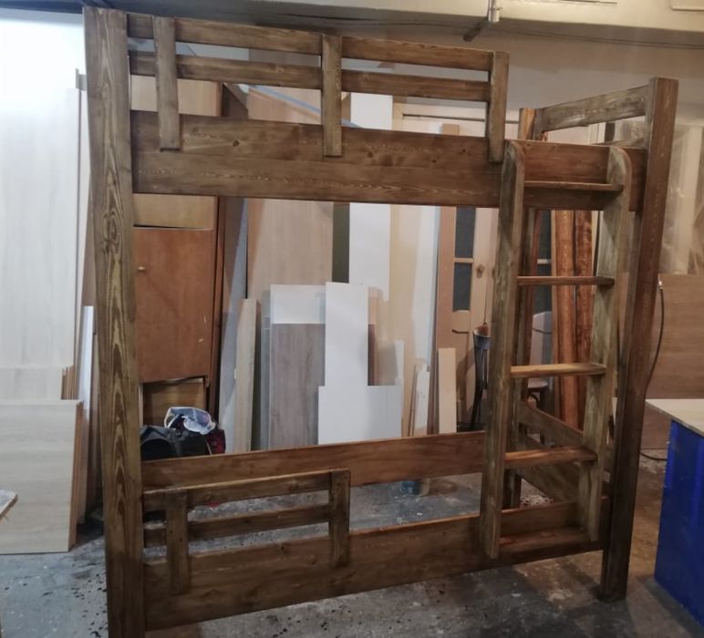 Продам двухъярусную кровать