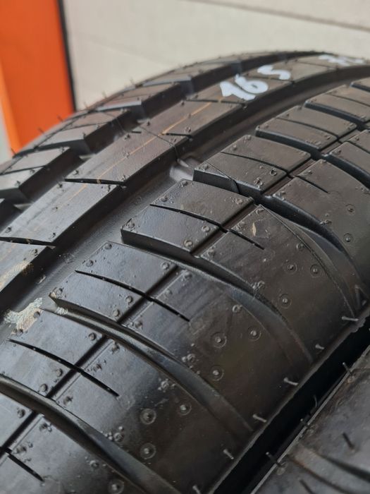 Нови гуми 2 броя GOODYEAR EfficientVrip 165 70 R14
