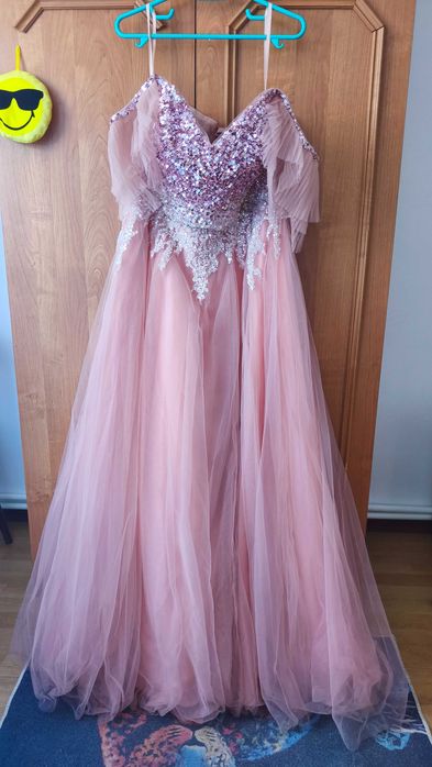 Vând rochie eleganta