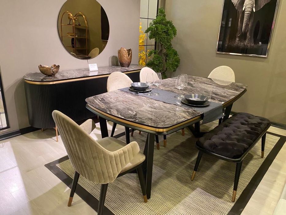 Стол и журнальный столик