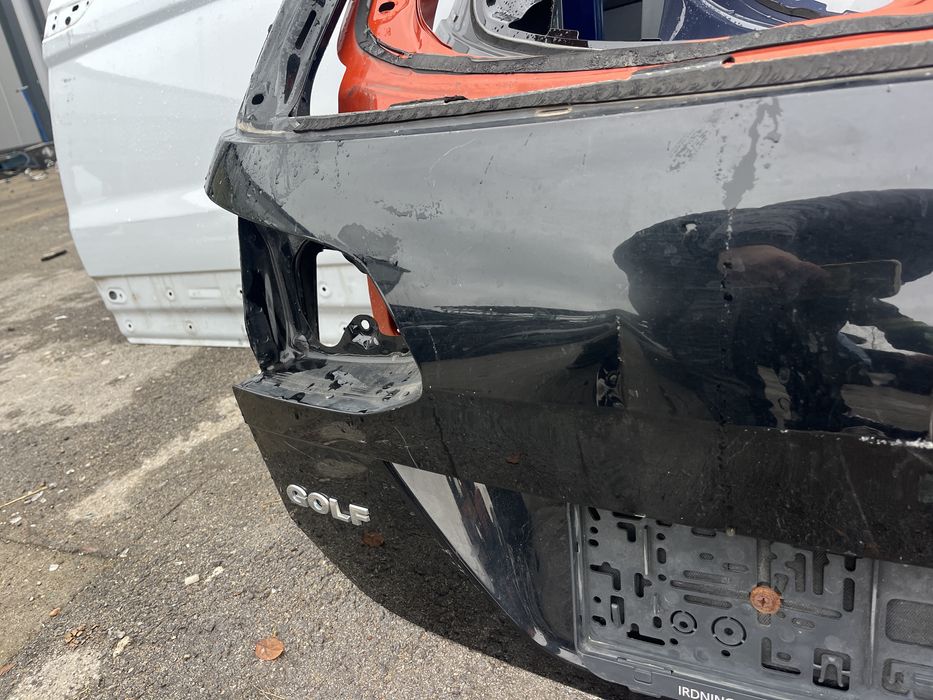 2 броя багажна врата VW Golf 7 (2012-2020)