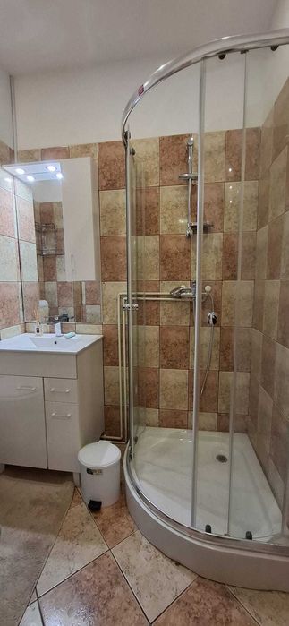 Apartament de închiriat, 2 camere, zonă centrală