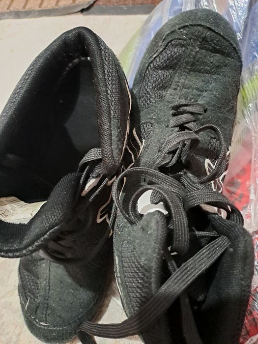 Продам подростковые борцовки 39 размер