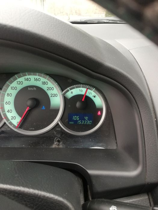 Продавам Toyota Corolla Verso 6+1 места в отлично състояние