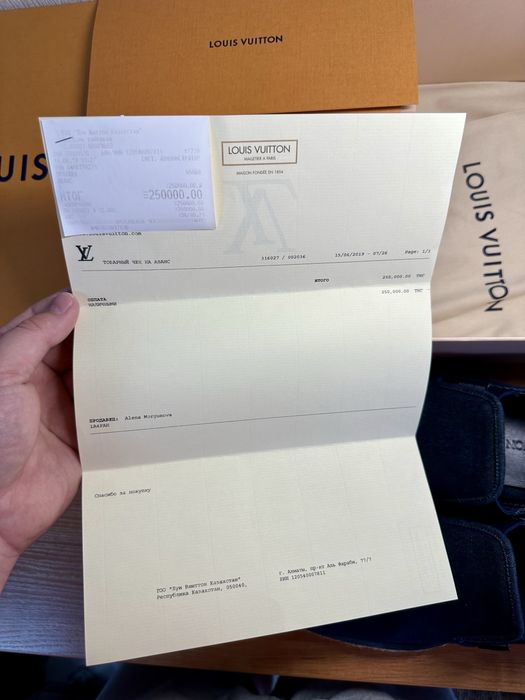 Продам оригинальные слипоны Louis Vuitton