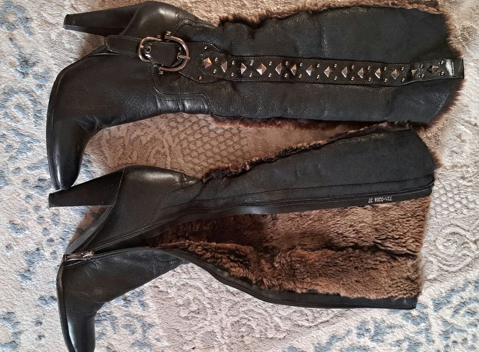 Продается дубленка и сапоги