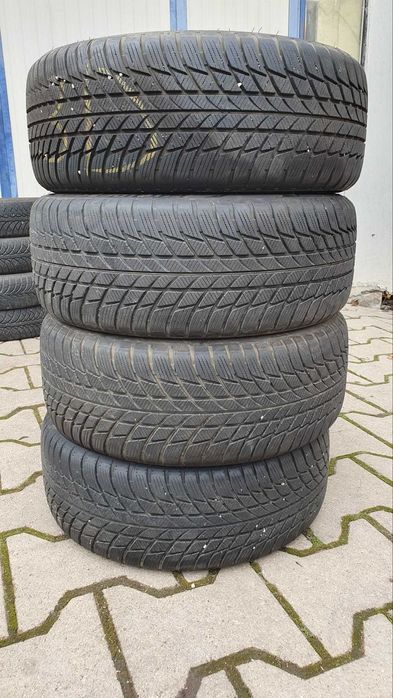 Зимни гуми Bridgestone 225/50 R18