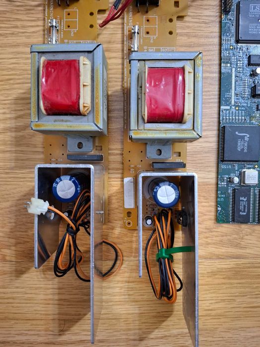 Surse de alimentare in comutatie 220V diferite modele si tensiuni