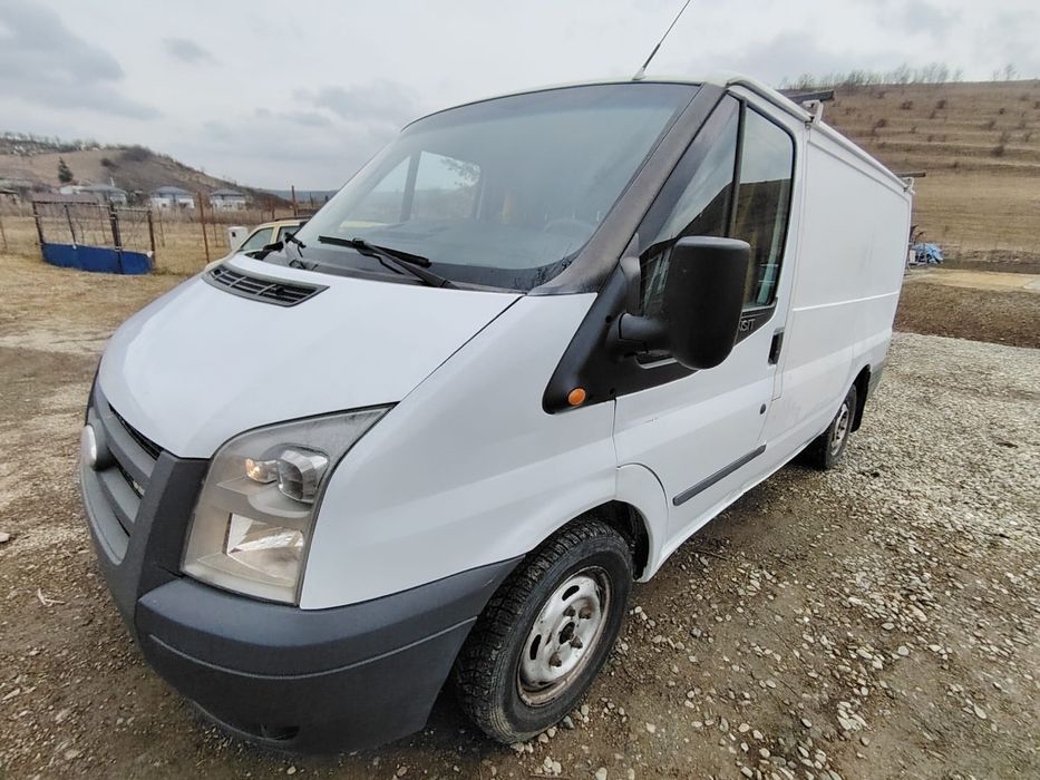 Duba Ford transit autoutilitara 2010