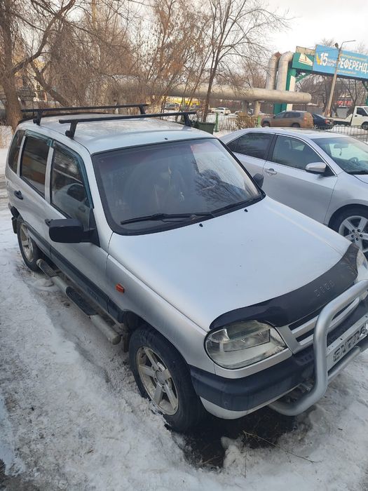 Продам шевролет нива