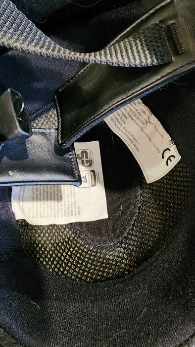 Горнолыжный шлем детский