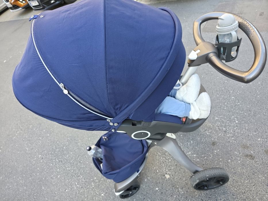 Carucior Stokke, culoare albastru
