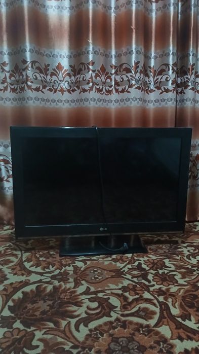 Продаётся Телевизор LG