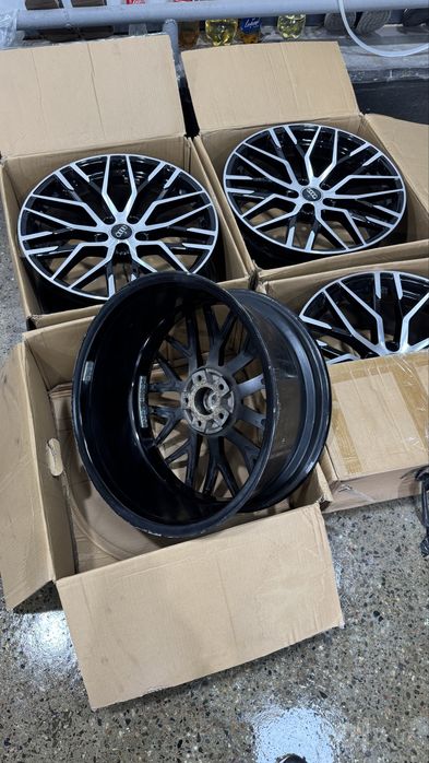 Продаю Диски R20 Audi