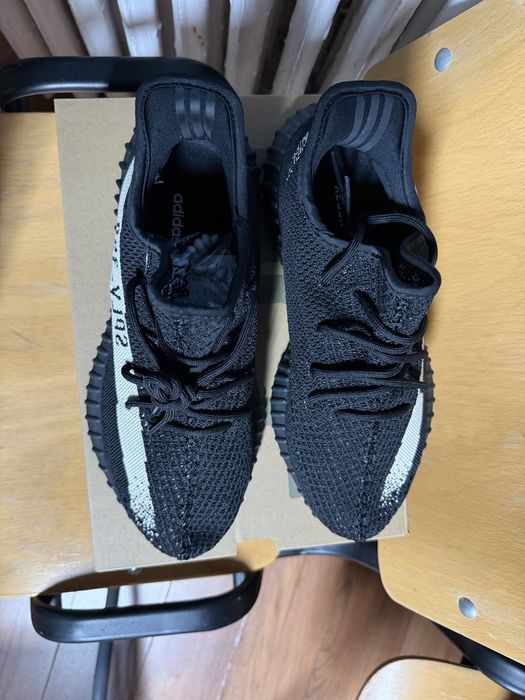 Yeezy boost 360v2 black