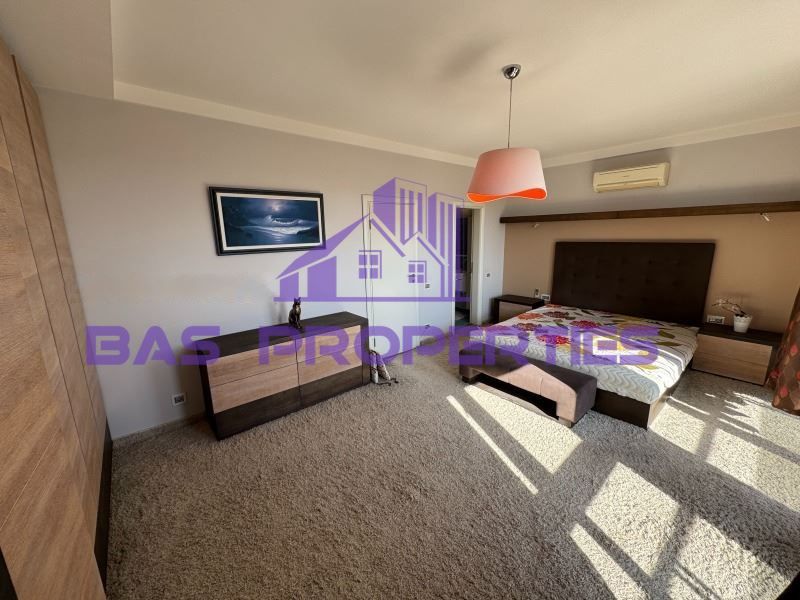 Дава се под наем Двустаен апартамент в София, Студентски град - 160 кв.м за 1250 € - Снимка #4