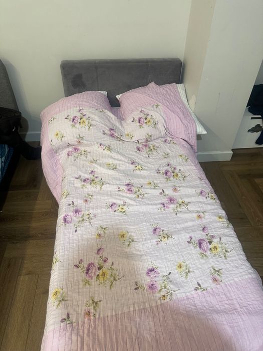 Кровати без матрасов