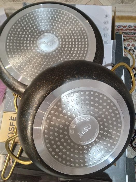 Продам набор кастрюлей