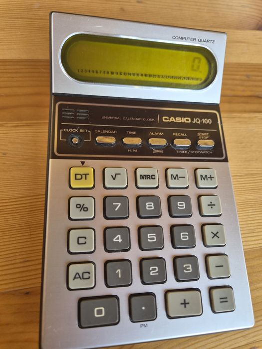 Стар Калкулатор CASIO