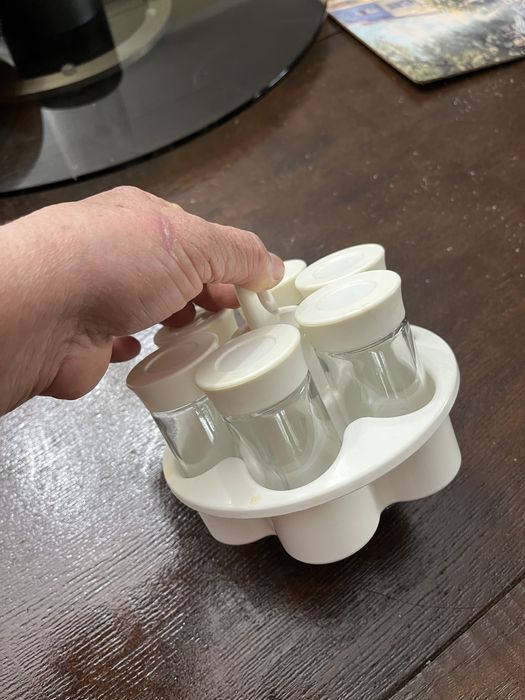 Продавам аксесоари  за кола 7€ термус 7€