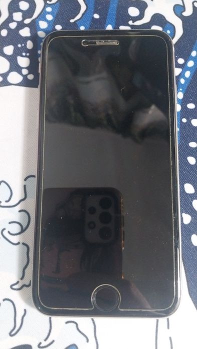 Iphone 6 (залочен эпл клауд)