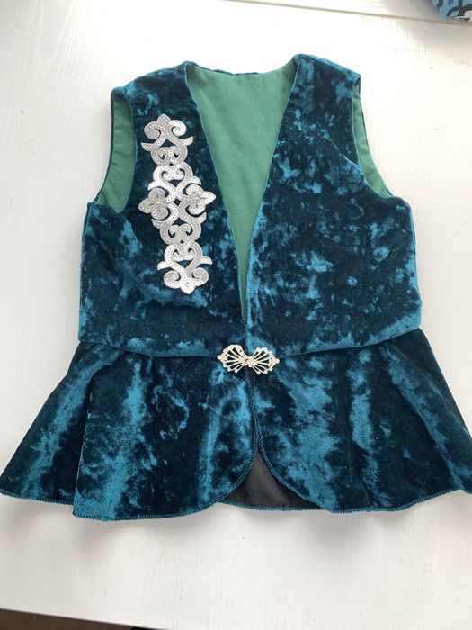 Жилетка ручной работы